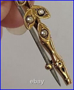 AN 18CT GOLD & PEARL VICTORIAN NOVELTY WALKING CANE BROOCH. RefAood