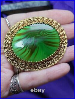 HUGE ANTIQUE VICTORIAN BANDED AGATE & GOLD TONE BROOCH PIN superb specimen