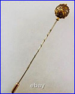 Magnificent Antique Victorian 18 Carat Gold Stick Pin Brooch Ball Shape