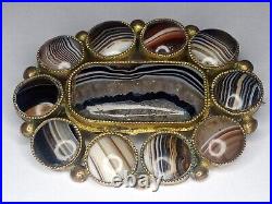 Stunning large antique Victorian Scottish Banded Agate Gold Gilt Brooch