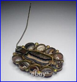 Stunning large antique Victorian Scottish Banded Agate Gold Gilt Brooch