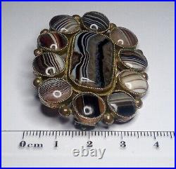 Stunning large antique Victorian Scottish Banded Agate Gold Gilt Brooch